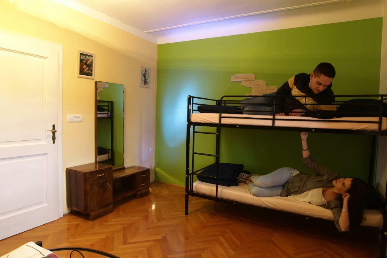Komen Residence Muzica Bed And Breakfast מראה חיצוני תמונה
